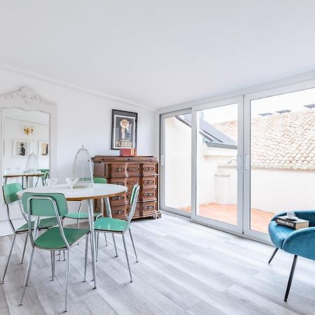 The Roof Apartment - Citycenter - By Host4U Pavie Extérieur photo